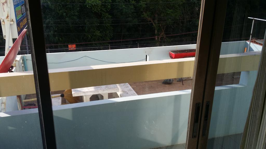 Ban Nai Rai Parfun Guesthouse מראה חיצוני תמונה